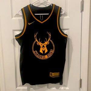 Nike Milwaukee Bucks Jersey